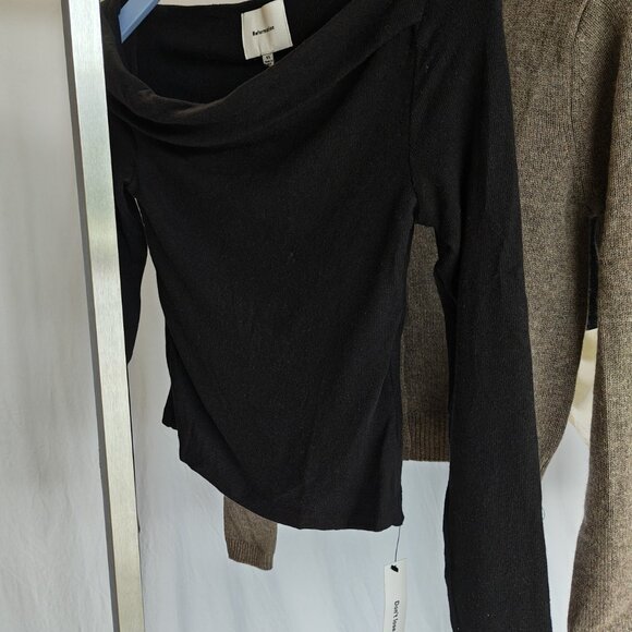 REFORMATION Elio Knit Top in Black, size XS - Picture 3 of 8